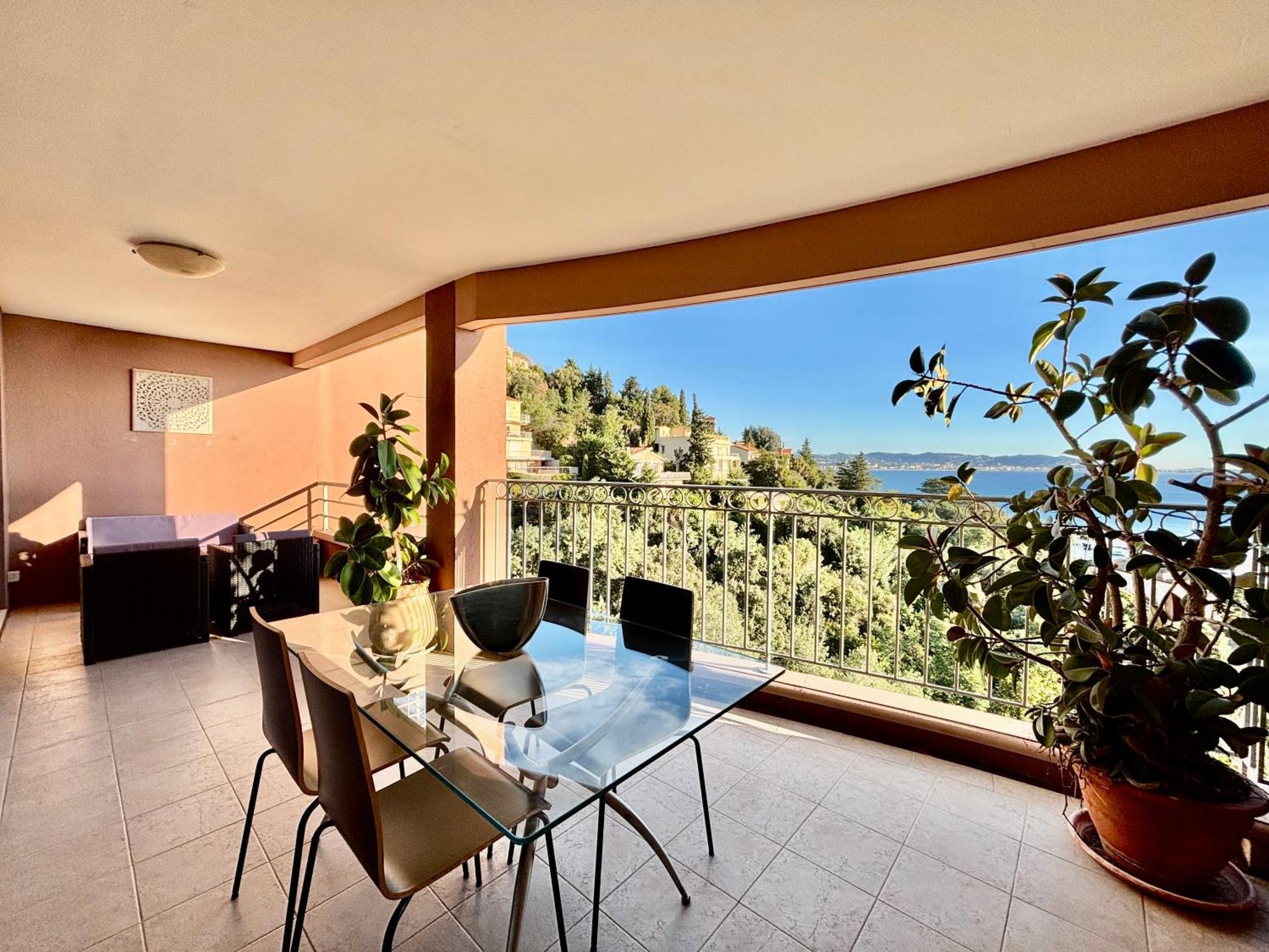 Superbe 3 Pieces Sur La Baie De Theoule Apartment Екстериор снимка